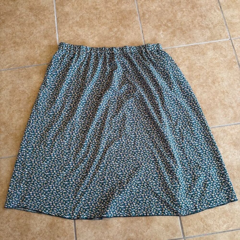 Shein Maxi Skirt (4XL)